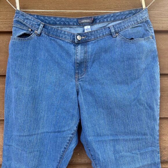 Lane Bryant Venezia Womens 22 Petite Stretch Flare Jeans Medium Wash Denim - Picture 4 of 12